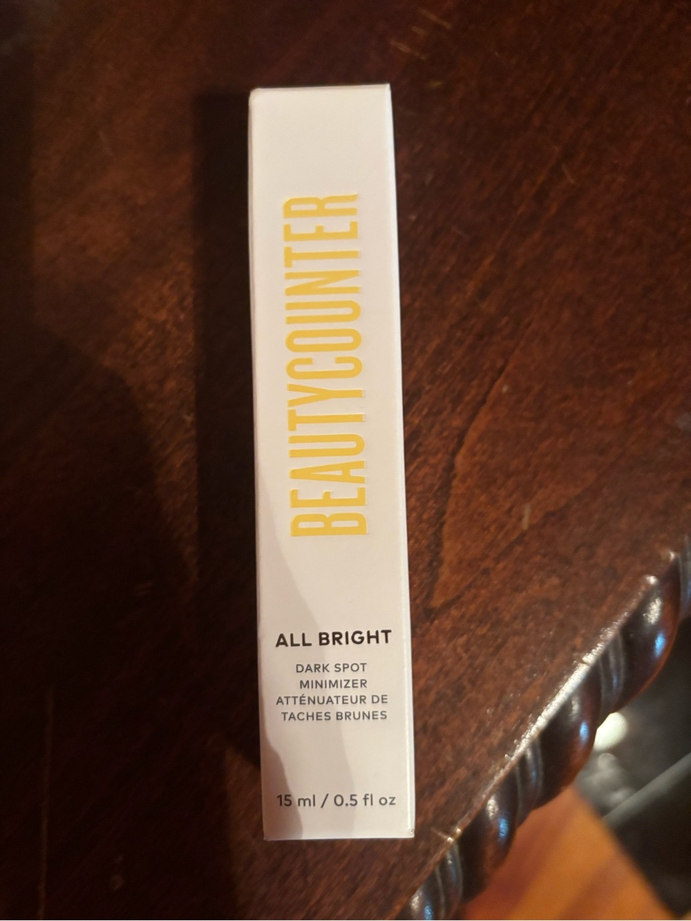 beautycounter All Bright Dark Spot Minimizer - White and Yellow